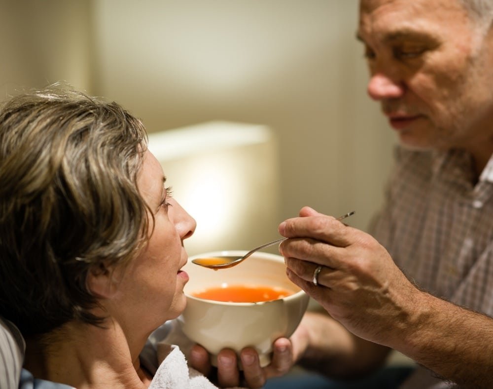 what causes a dementia patient to stop eating
